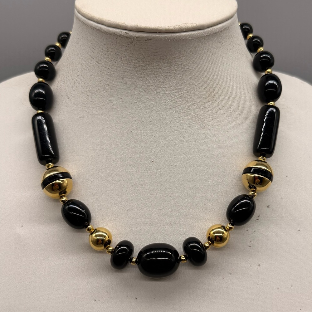 Vintage Trifari Elegant Black and Gold Beaded Necklace